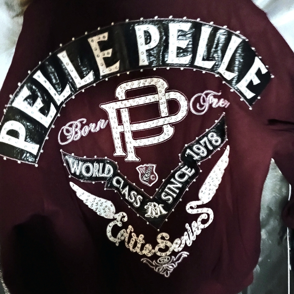 ***SOLD***  Rare pelle Pelle  elite series limited edition Genuine coyote fur